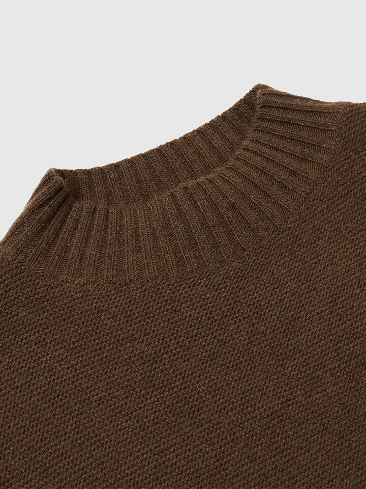 SLEEVELESS SWEATER Women image number 7